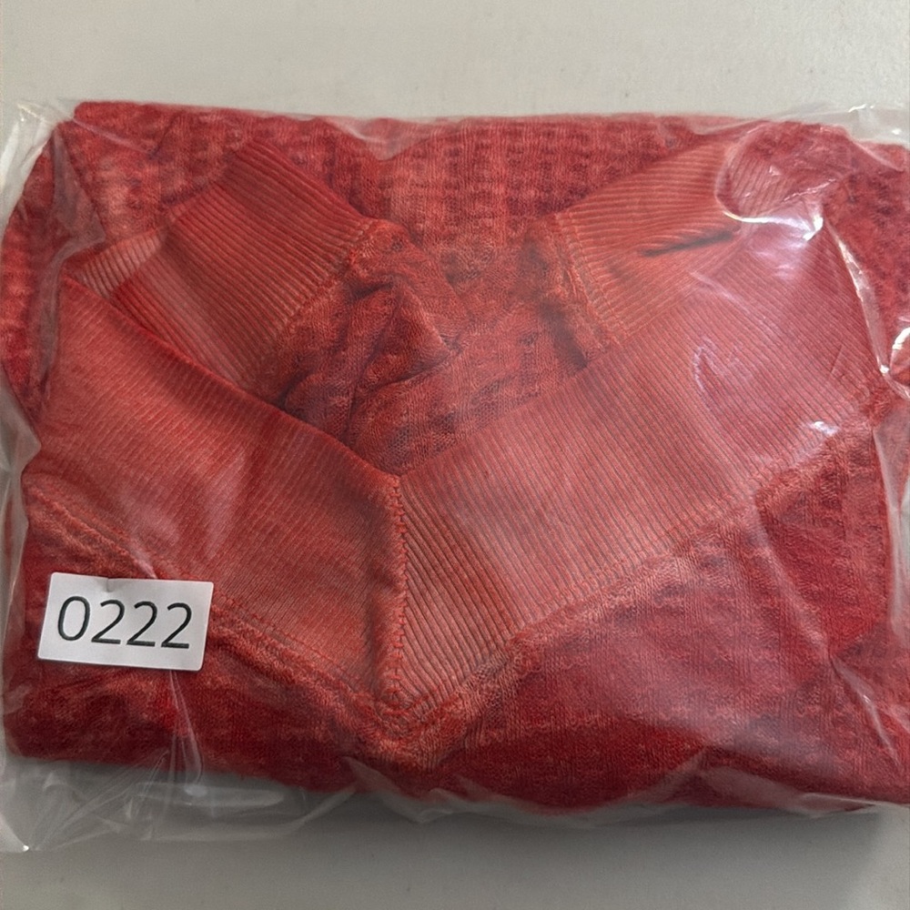 We The Free Red Waffle Knit Thermal V Neck Slouchy Lightweight Top XS - Picture 13 of 13